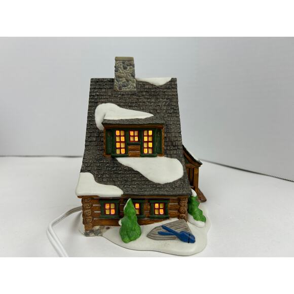 Department 56 New England Village Mountain View Cabin Lighted Building - Picture 5 of 9